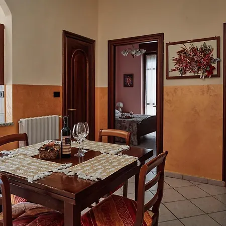 Terrazza Di Alfieri - Alloggio Con Terrazza Privata Nel Centro Di Asti Exterior photo
