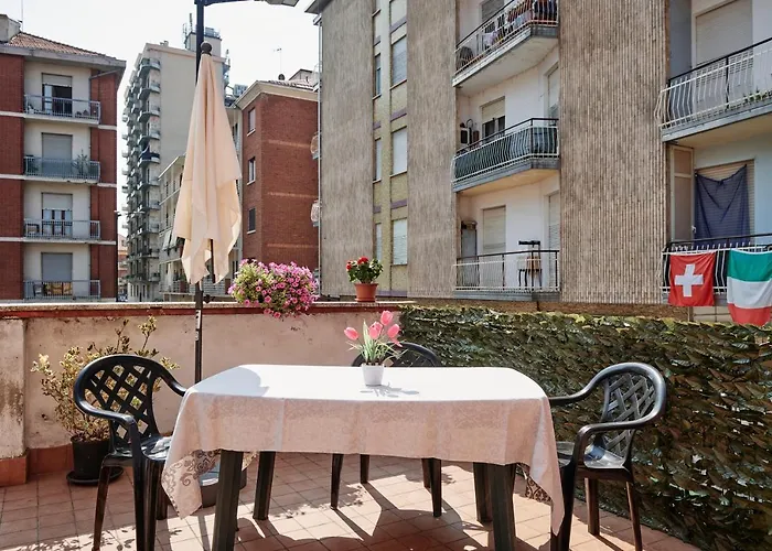 Terrazza Di Alfieri - Alloggio Con Terrazza Privata Nel Centro Di Asti