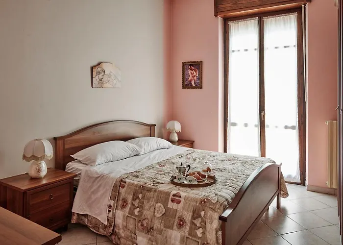 Terrazza Di Alfieri - Alloggio Con Terrazza Privata Nel Centro Di Asti
